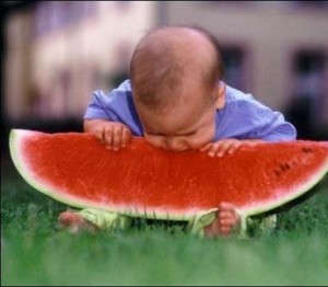 Young babies and toddlers who eat health diets are more likely to be smarter.