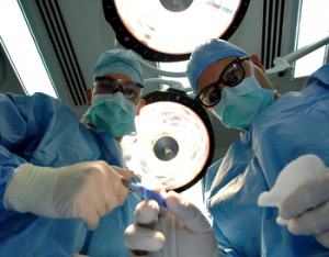 Hungover surgeons, drunk, impaired surgery, surgical mistakes, hangover, doctors, surgery