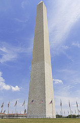 Skip the politics next time you take someone out in Washington D.C. -- especially if it's a first date.