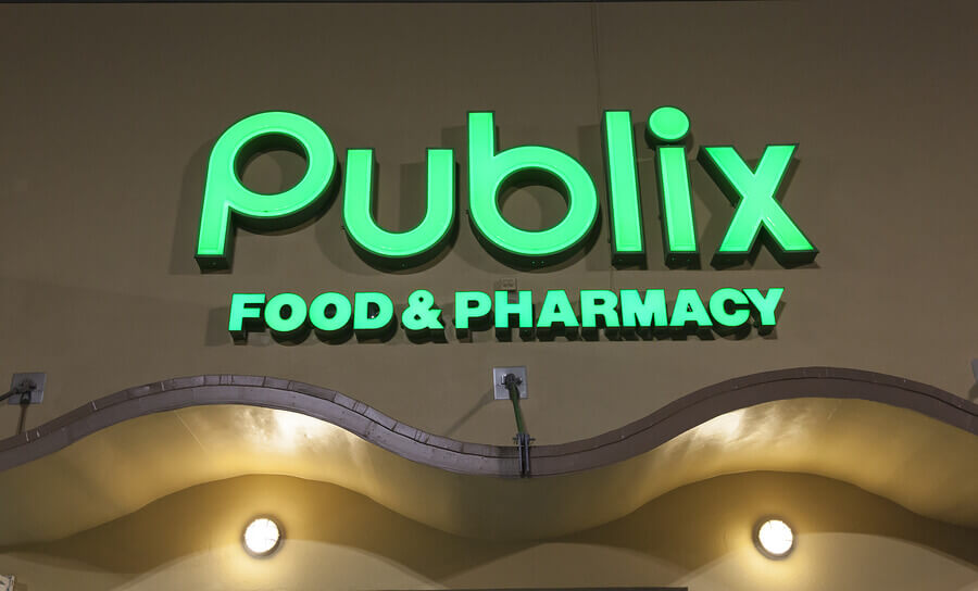 Publix Food & Pharmacy sign