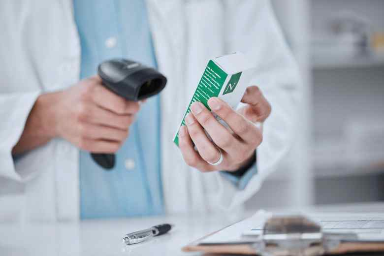 buying allegy medicine at a drugstore