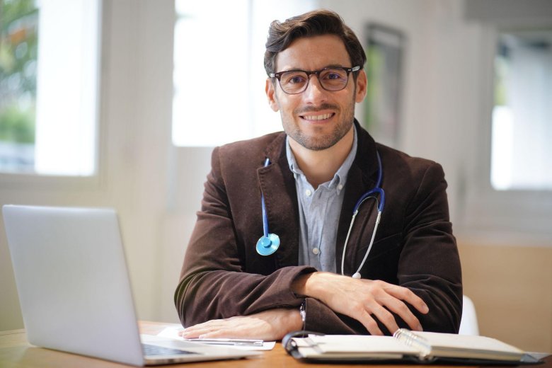 doctor prescribing ED medication